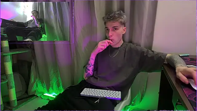 davesinner online show from 05-08-26, 02:37
