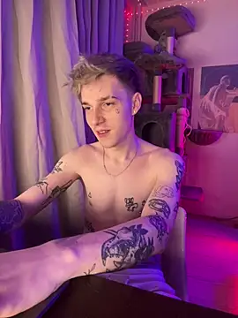 Snapshot of davesinner chatting on 02-23-26, 10:54 davesinner online show from 02-23-26, 10:54