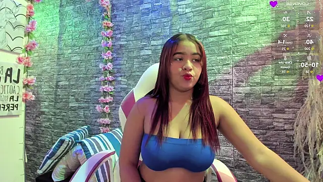 Snapshot of karoll__sex chatting on 10-02-25, 01:58 karoll sex online show from 10-02-25, 01:58