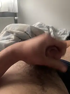 Snapshot of MrZli chatting on 10-05-25, 11:34 MrZli online show from 10-05-25, 11:34