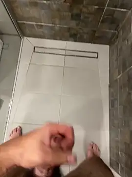 Snapshot of MrZli chatting on 10-13-25, 03:02 MrZli online show from 10-13-25, 03:02