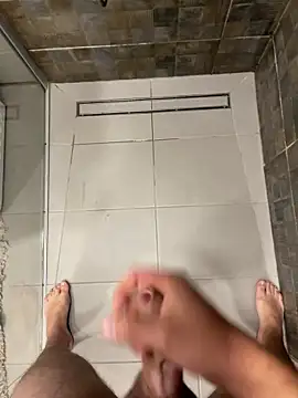 Snapshot of MrZli chatting on 10-26-25, 01:11 MrZli online show from 10-26-25, 01:11