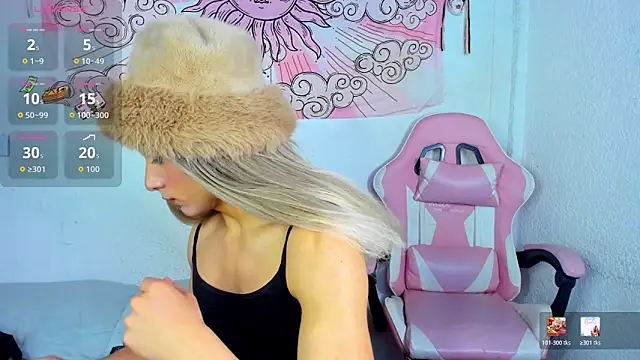 Snapshot of brihanna_cooper chatting on 06-09-26, 02:18 brihanna cooper online show from 06-09-26, 02:18