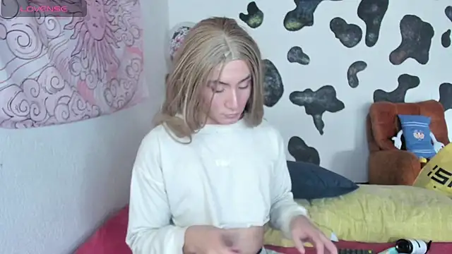 brihanna cooper online show from 10-29-25, 01:43