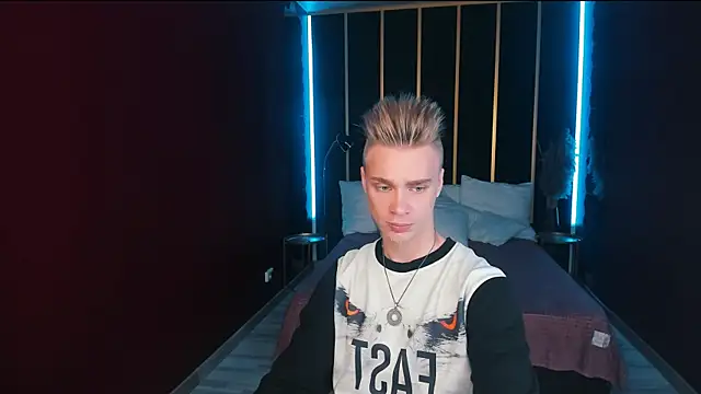 LawrenceMiles online show from 09-22-25, 10:43