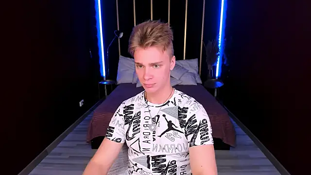 LawrenceMiles online show from 10-06-25, 10:16