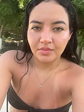 Kiut tiffanii online show from 09-24-25, 02:12