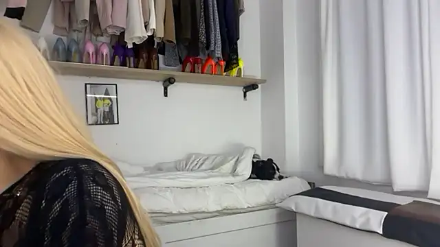 Snapshot of alrad chatting on 05-12-26, 06:03 alrad online show from 05-12-26, 06:03