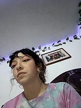 Snapshot of MysticNight_ chatting on 09-19-25, 02:59 MysticNight online show from 09-19-25, 02:59