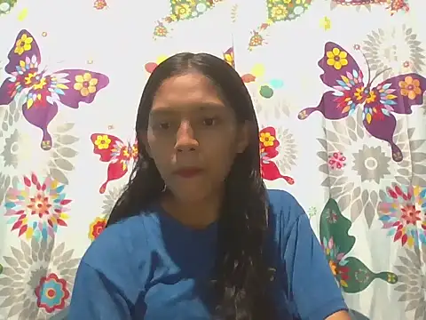 Snapshot of preggymom19 chatting on 10-19-25, 02:58 preggymom19 online show from 10-19-25, 02:58