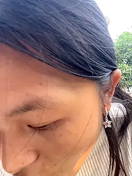 milo bae online show from 12-03-25, 01:06