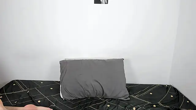 Snapshot of v3niceb1tch chatting on 09-30-25, 02:34 v3niceb1tch online show from 09-30-25, 02:34