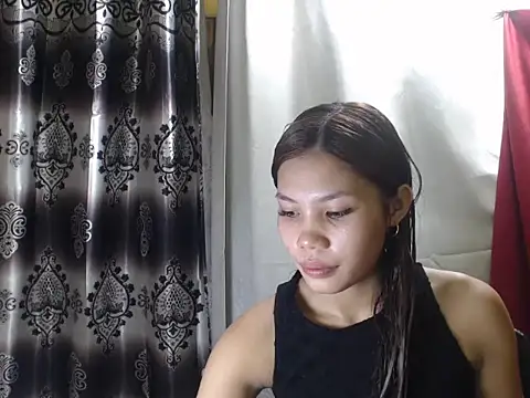 Snapshot of Joys_Wet_Pussy chatting on 05-26-26, 06:33 Joys Wet Pussy online show from 05-26-26, 06:33