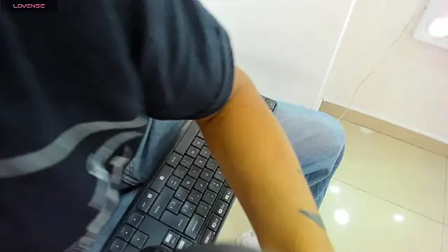 derek devil24 online show from 03-20-26, 03:13