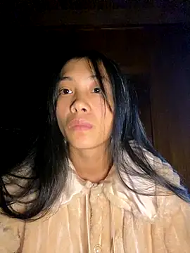 EmLy02 online show from 11-11-25, 12:44