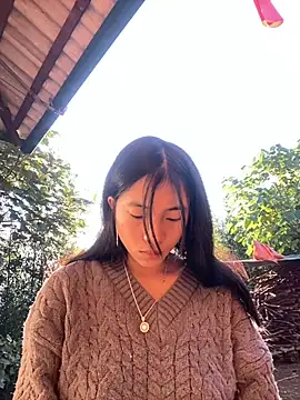 EmLy02 online show from 11-26-25, 12:43