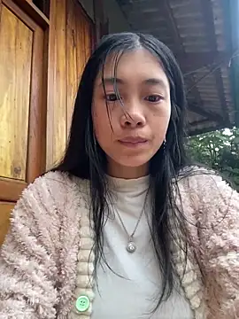 EmLy02 online show from 11-07-25, 11:41