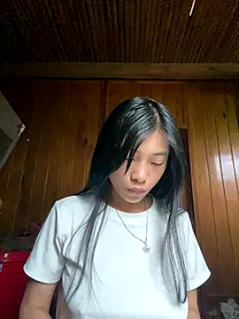 Snapshot of EmLy02 chatting on 10-14-25, 12:00 EmLy02 online show from 10-14-25, 12:00