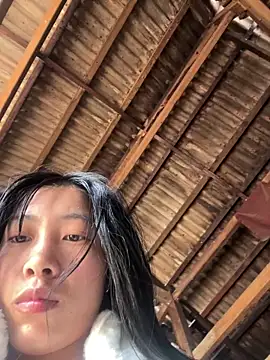 Snapshot of EmLy02 chatting on 02-14-26, 03:29 EmLy02 online show from 02-14-26, 03:29