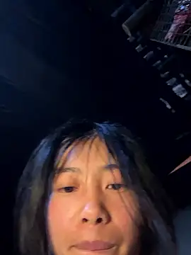 EmLy02 online show from 01-09-26, 12:39