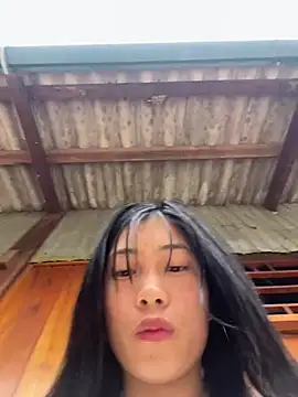 EmLy02 online show from 04-01-26, 02:24