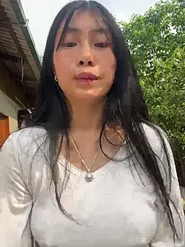 EmLy02 online show from 04-04-26, 02:18