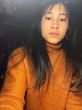 EmLy02 online show from 01-10-26, 01:56