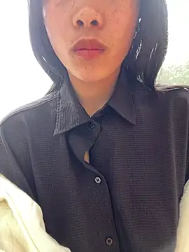 Snapshot of EmLy02 chatting on 02-05-26, 02:07 EmLy02 online show from 02-05-26, 02:07