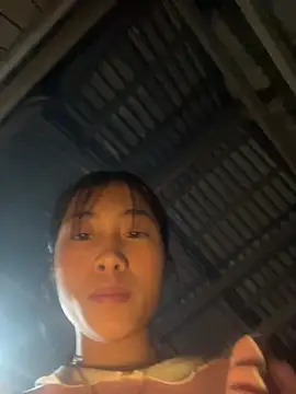 Snapshot of EmLy02 chatting on 02-12-26, 11:10 EmLy02 online show from 02-12-26, 11:10