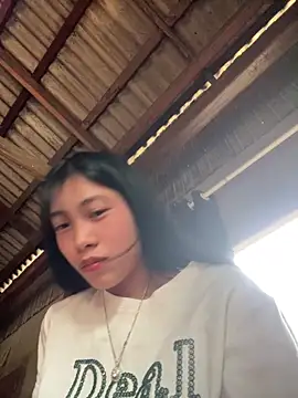 Snapshot of EmLy02 chatting on 02-27-26, 09:20 EmLy02 online show from 02-27-26, 09:20