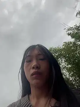 EmLy02 online show from 04-19-26, 02:34