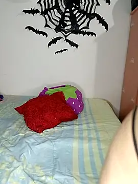 Emily  Hott online show from 10-08-25, 02:35