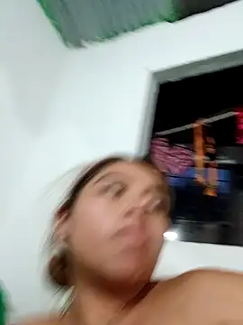 Emily  Hott online show from 10-24-25, 11:04