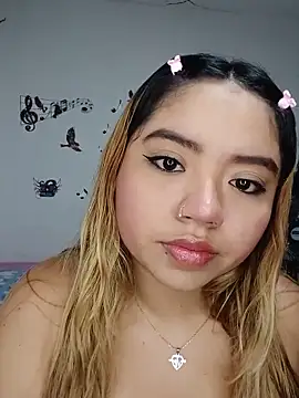 Emily  Hott online show from 05-22-26, 11:47