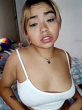 Emily  Hott online show from 11-18-25, 09:29