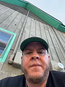 kev0n2389 online show from 09-27-25, 10:49