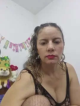 Nina vallon online show from 05-12-26, 10:32