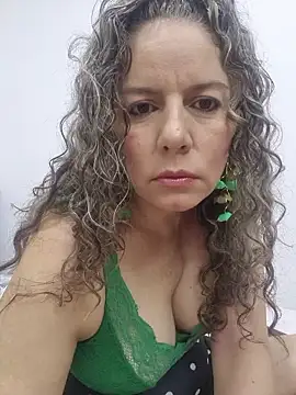 Nina vallon online show from 01-12-26, 10:44