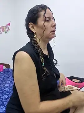 Nina vallon online show from 10-11-25, 10:49