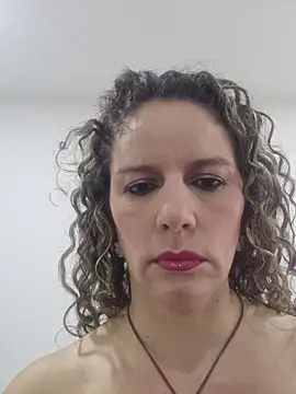 Nina vallon online show from 05-07-26, 12:30