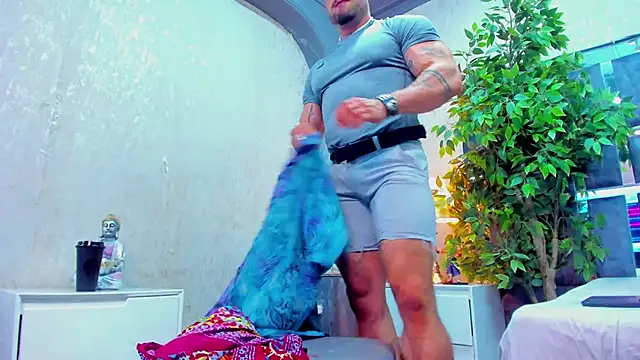 Snapshot of dennis_cox1 chatting on 09-26-25, 05:47 dennis cox1 online show from 09-26-25, 05:47