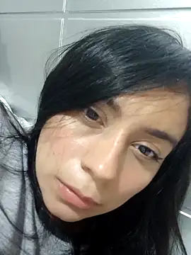 Snapshot of demonicangelic chatting on 10-19-25, 12:13 demonicangelic online show from 10-19-25, 12:13