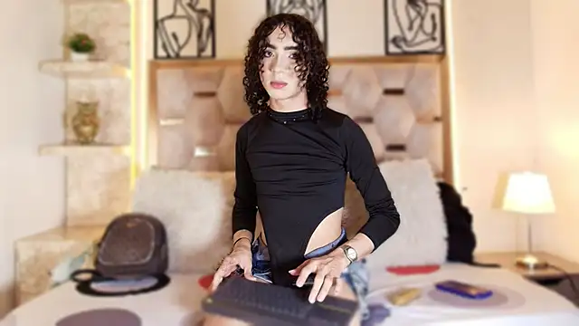 Ballesteros  online show from 11-30-25, 03:40