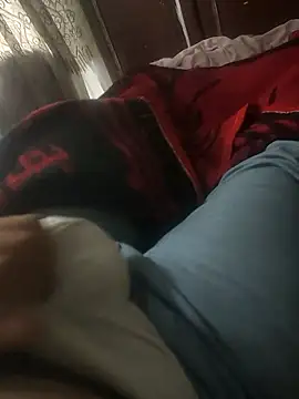 Snapshot of mM0140 chatting on 01-08-26, 12:27 mM0140 online show from 01-08-26, 12:27