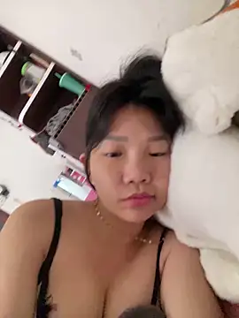 Miumieu online show from 10-29-25, 03:05