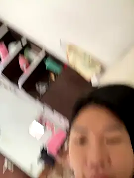 Miumieu online show from 10-17-25, 01:42