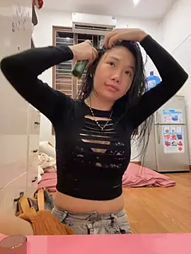 Miumieu online show from 09-20-25, 03:39