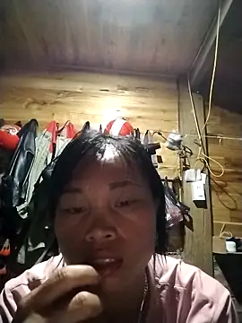   Ngoc20   online show from 09-22-25, 07:25