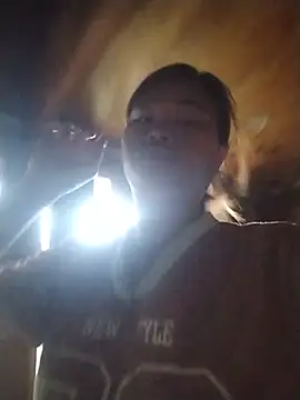   Ngoc20   online show from 05-08-26, 12:58