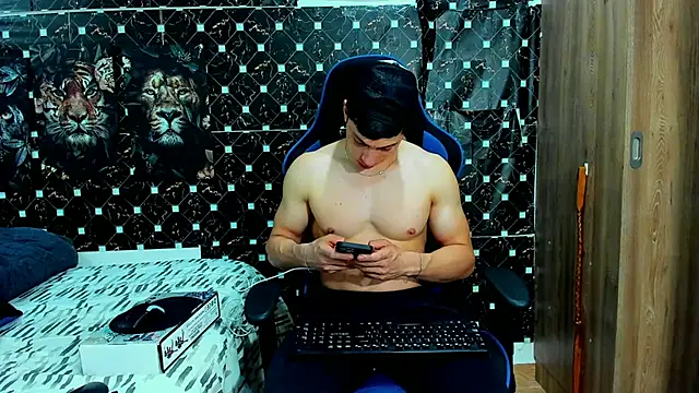 javiersexymann online show from 05-17-26, 01:05